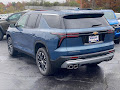 2025 Chevrolet Traverse FWD LT