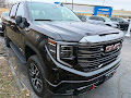 2023 GMC Sierra 1500 4WD AT4 Crew Cab