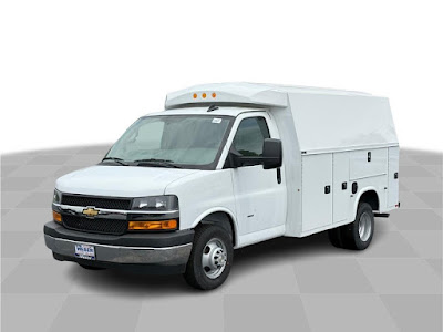 2024 Chevrolet Express Commercial Cutaway