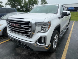 2021 GMC Sierra 1500 4WD SLT Crew Cab