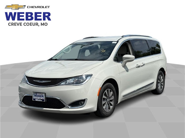 2020 Chrysler Pacifica Touring L Plus
